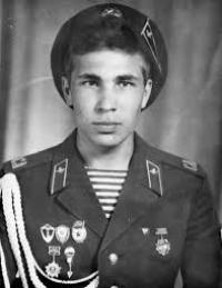 Евгений Утин
